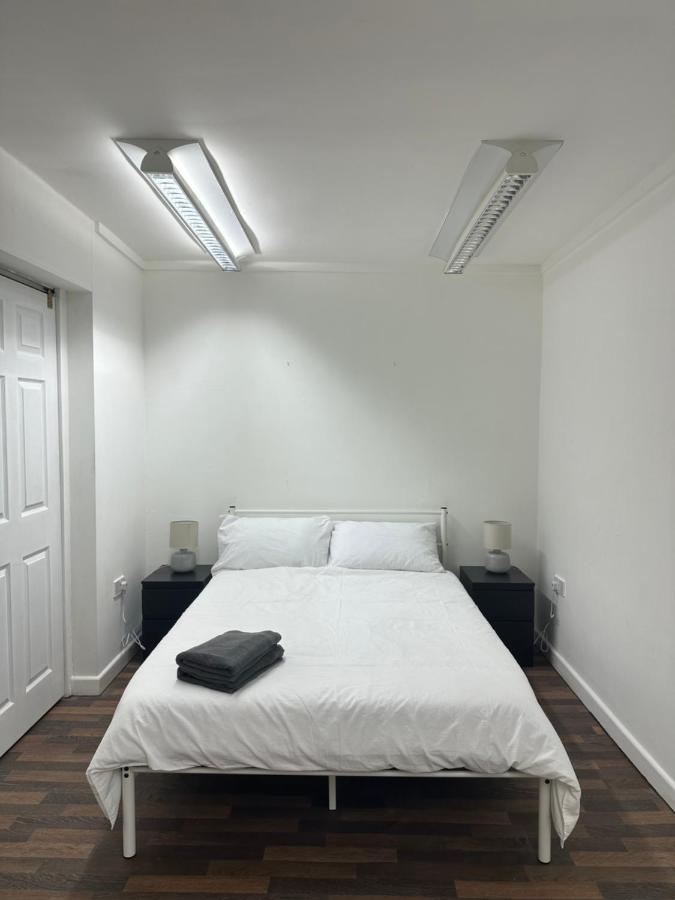 Bright, Warm & Cozy House In Harpurhey Apartman Manchester Kültér fotó