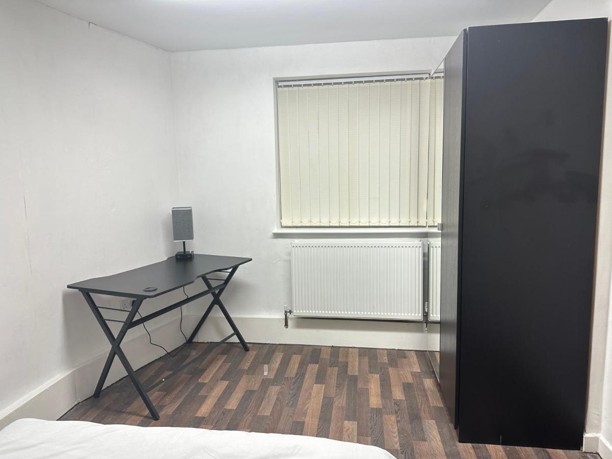 Bright, Warm & Cozy House In Harpurhey Apartman Manchester Kültér fotó