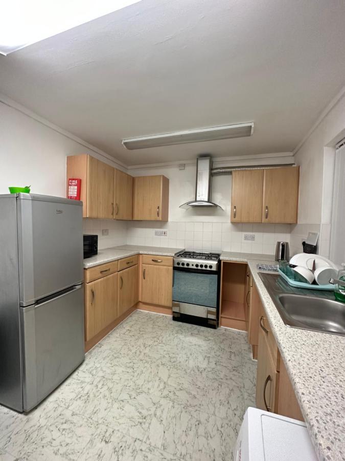Bright, Warm & Cozy House In Harpurhey Apartman Manchester Kültér fotó